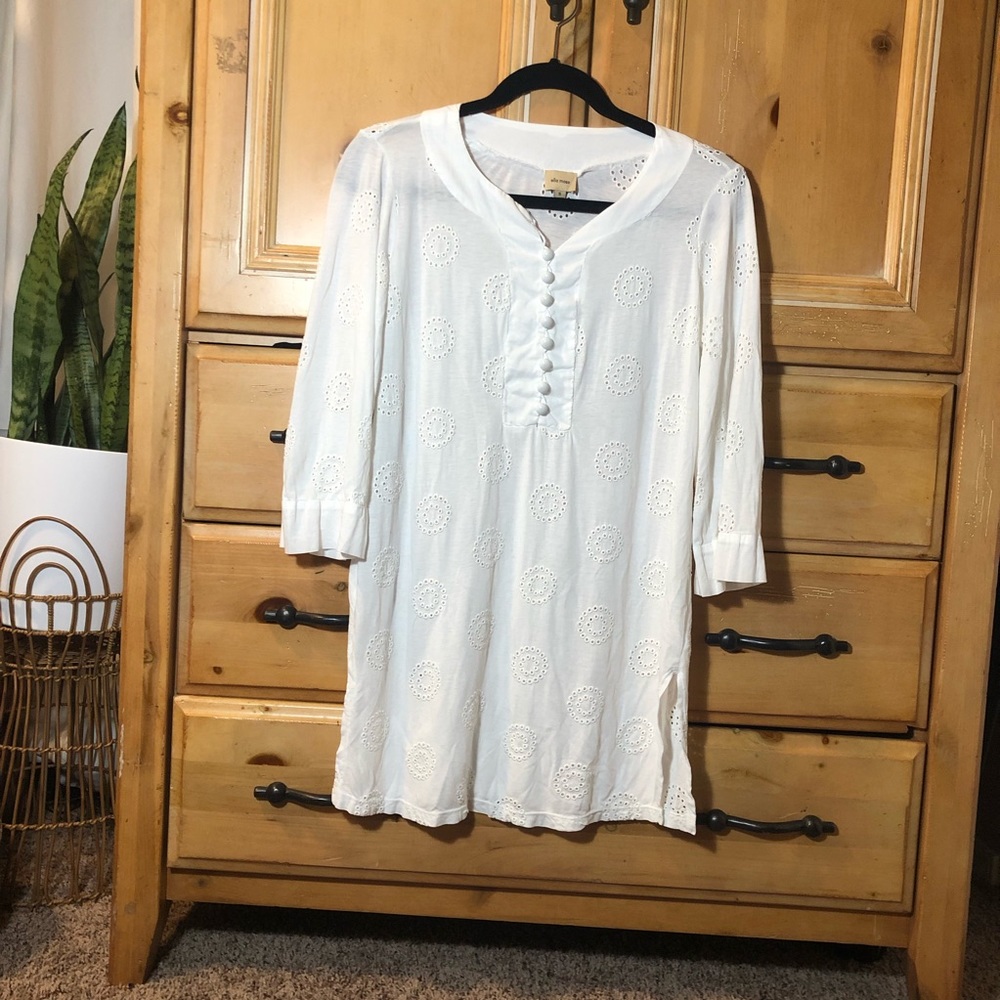 Ella Moss Cotton Eyelet shirt 2/$18